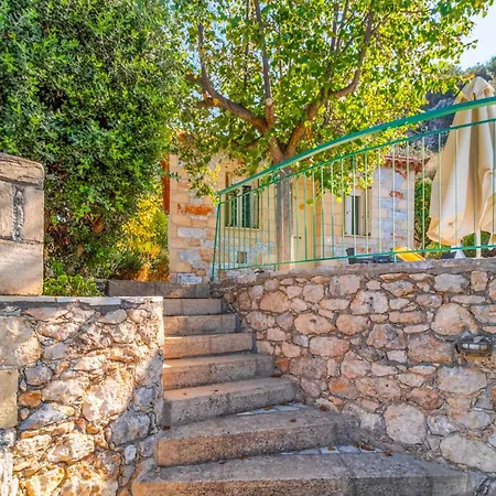 Palataki Ii Kardamyli